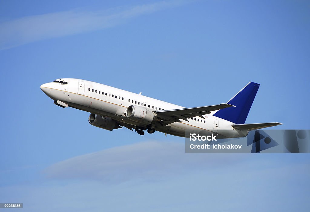 Moderna Avión de pasajeros - Foto de stock de Vehículo aéreo libre de derechos