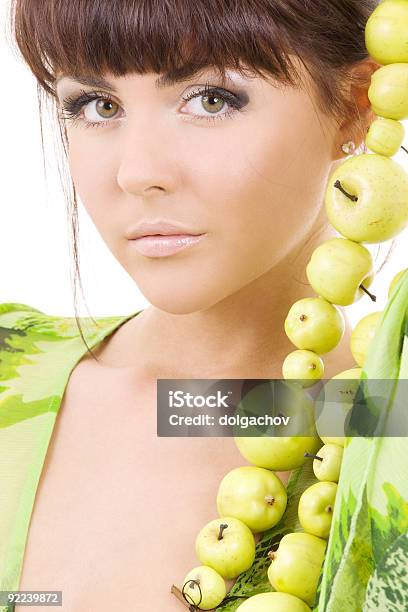 Manzanas Verdes Foto de stock y más banco de imágenes de Adulto - Adulto, Adulto joven, Alimento