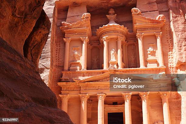 Tresury Building In Petra Jordan Stock Photo - Download Image Now - Aqaba, Gulf Of Aqaba, Jordan - Middle East