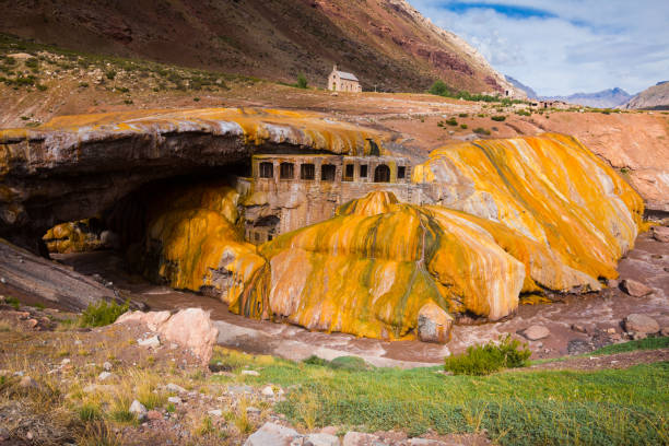 istock Inca Bridge, Mendoza, Argentina 922410730