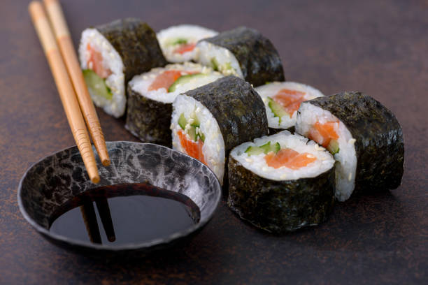 istock Close-up sushi roll with soy sauce 922411184