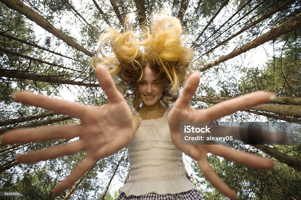 Mujer sonriente - Foto de stock de 20 a 29 años libre de derechos