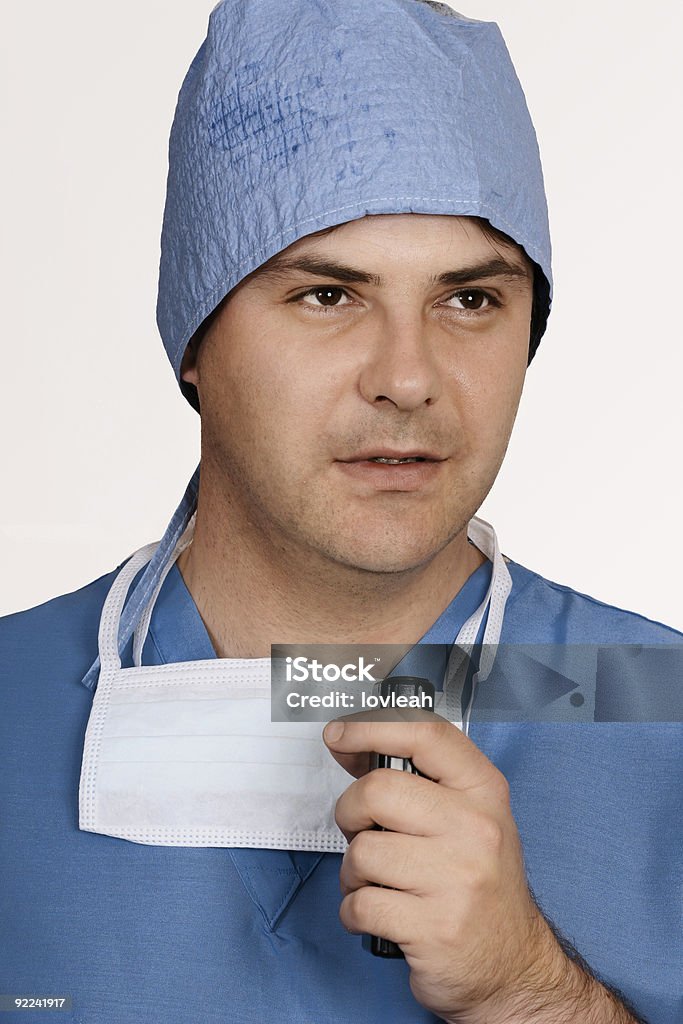 Médico ditando informações - Foto de stock de Cirurgião royalty-free