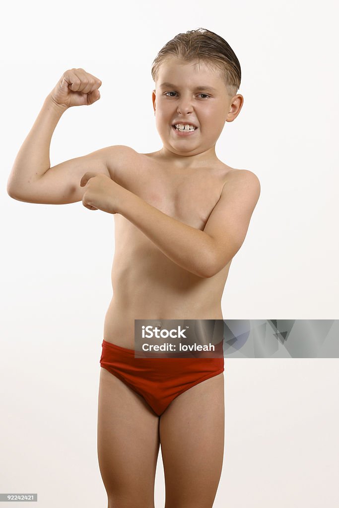 Boy-fíjese en los músculos - Foto de stock de Color - Tipo de imagen libre de derechos