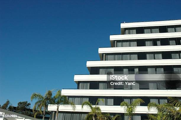 Hotel Stockfoto und mehr Bilder von Baum - Baum, Blau, Farbbild