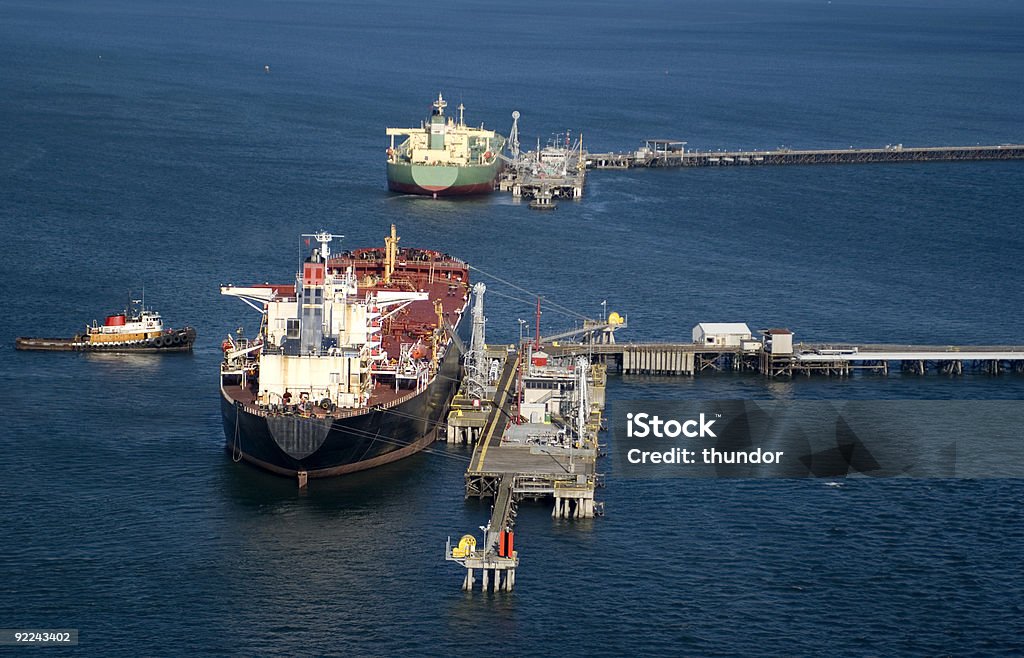Tankowce do przewozu ropy naftowej - Zbiór zdjęć royalty-free (Port)