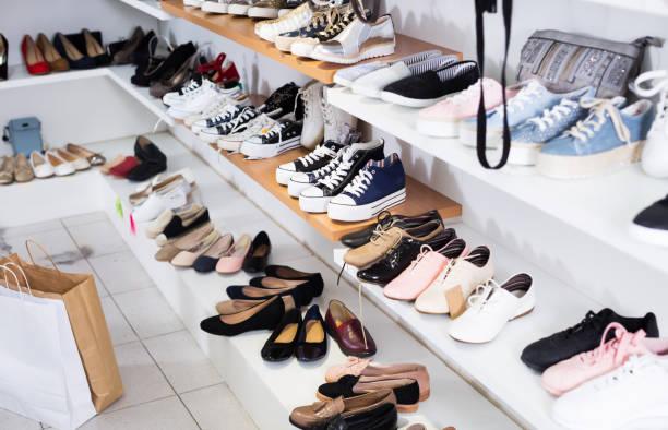 istock Shelves with sneakers in shop 922448390