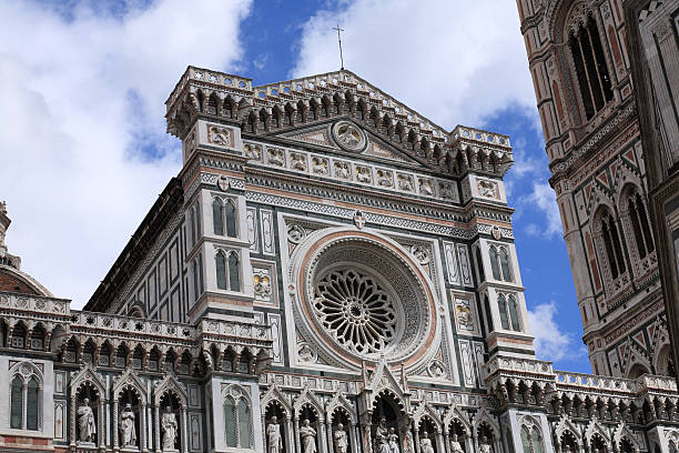 catedral de florença - rose window florence italy cathedral tuscany imagens e fotografias de stock