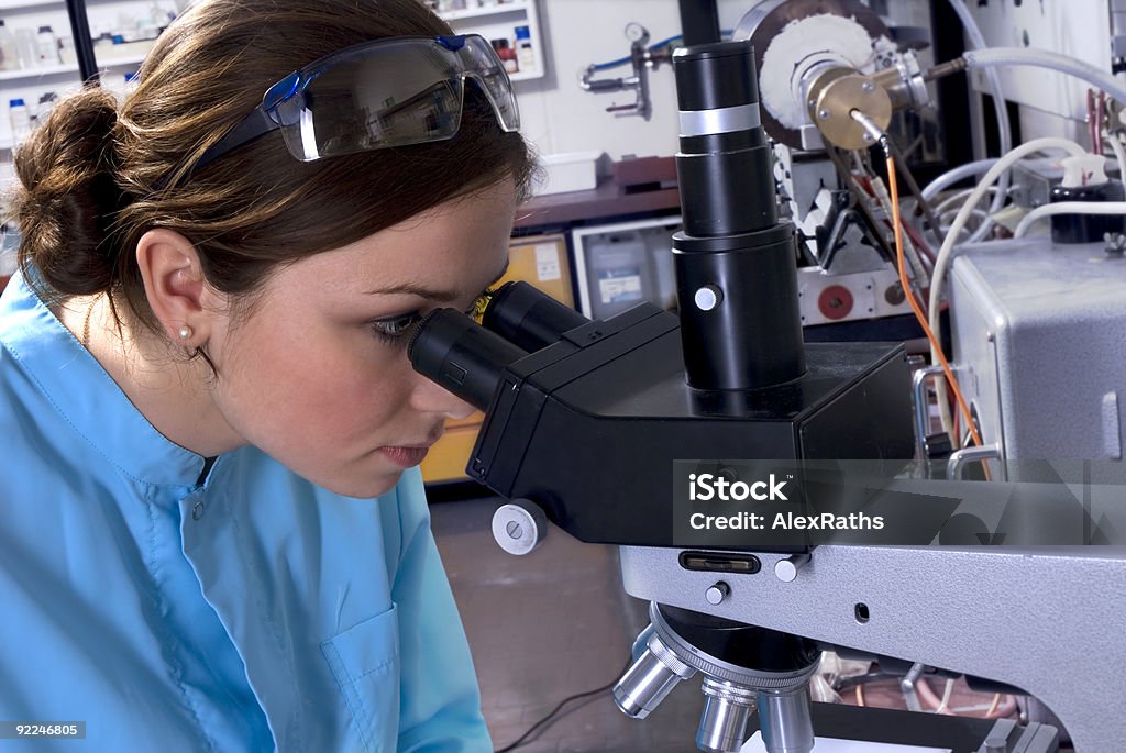 Análisis de laboratorio - Foto de stock de ADN libre de derechos