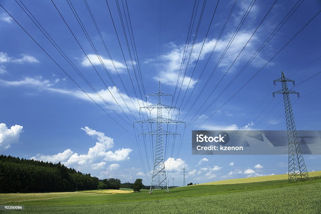 High Voltage Power-Pole-Fels - Lizenzfrei Ausrüstung und Geräte Stock-Foto