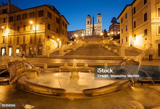 Escalinata De España Foto de stock y más banco de imágenes de Escalinata de España - Escalinata de España, Roma - Italia, Trinidad de los Montes