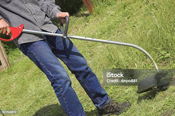 Foto de De Jardim Zelador e mais fotos de stock de Adulto - Adulto, Ajardinado, Campo