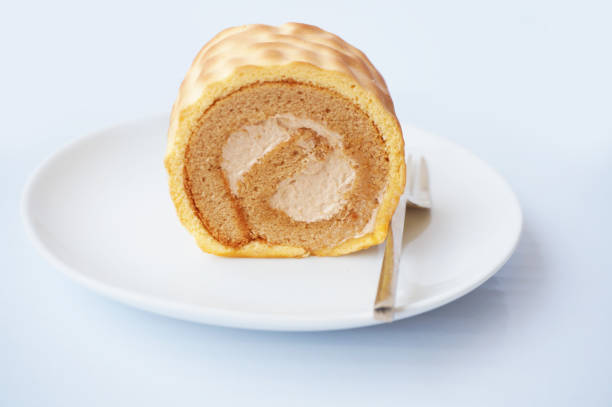 istock Closeup of butter and coffee cake roll 922512722