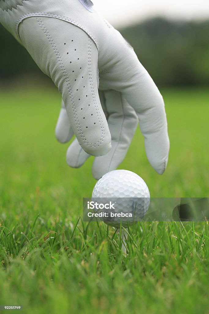 Деталь Мяч для гольфа и перчатки - Стоковые фото Атлетизм роялти-фри
