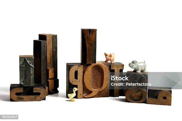 Drewniane Typ - zdjęcia stockowe i więcej obrazów Alfabet - Alfabet, Antyczny, Bez ludzi