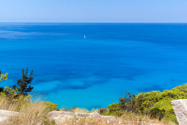 istock Panoramic view of Kokkinos Vrachos Beach with blue waters, Lefkada, Greece 922529128