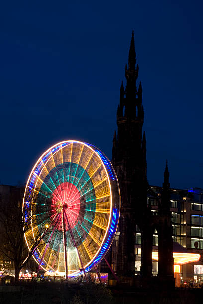 istock Colorful ferris wheel in Edinburgh 92253245