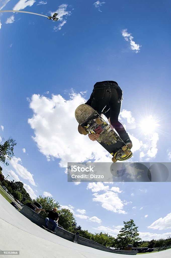 Sport d'azione-Trasmissione - Foto stock royalty-free di Andare sullo skate-board