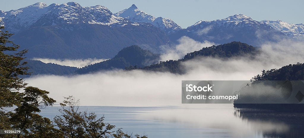 Scena di montagna della Patagonia - Foto stock royalty-free di Acqua