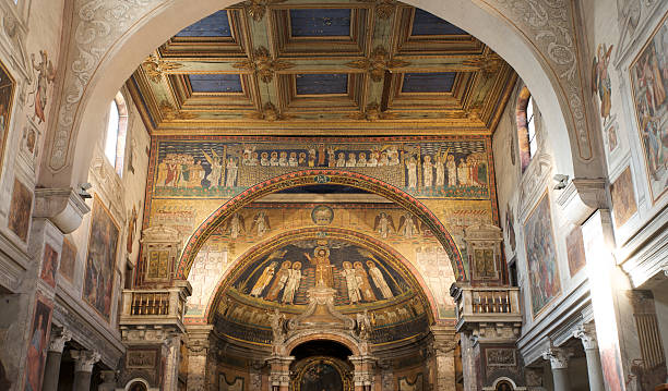 istock Gorgeous architectural ceilings and walls beyond archway 92254286