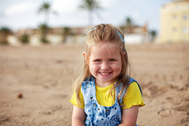 istock Cute girl smiling 92255139