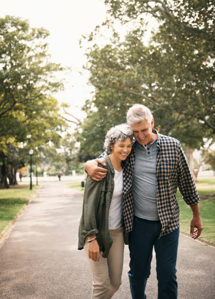 istock Life is all about making meaningful connections 922562222