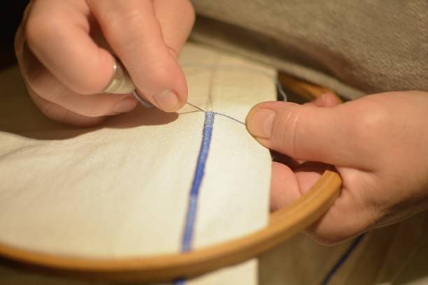 istock traditional folk art - embroidery 922565688