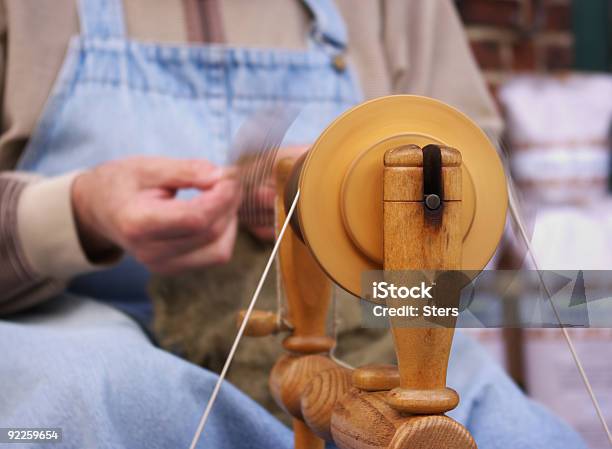 Weaver - Fotografie stock e altre immagini di Abilità - Abilità, Artigianato, Attrezzi da lavoro