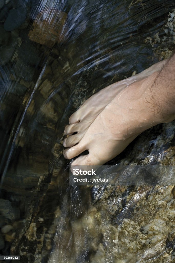 Fuß im Wasser - Lizenzfrei 14-15 Jahre Stock-Foto
