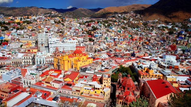istock Viewpoint the Pipila Guanajuato 922662290