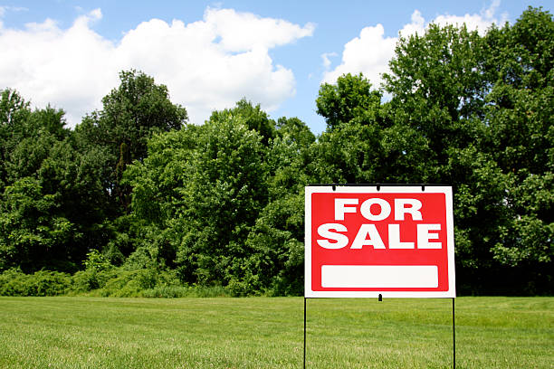 Land for Sale  real estate sign photos stock pictures, royalty-free photos & images