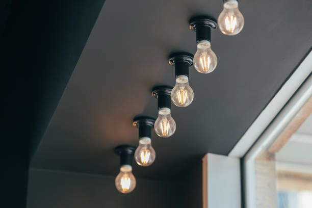 istock Luxury beautiful retro edison light lamp decor 922670602