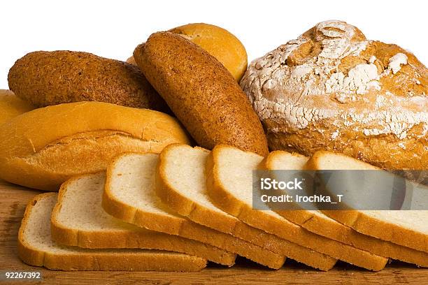 Brot Stockfoto und mehr Bilder von Bildschärfe - Bildschärfe, Braun, Brotlaib