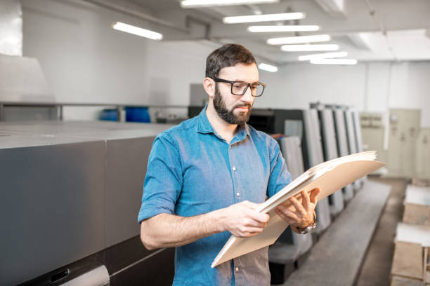 istock Typographer portrait at the manufacturing 922674534