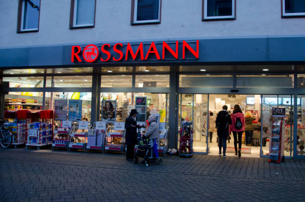 rossmann store. - lifestyles designer store luxury imagens e fotografias de stock