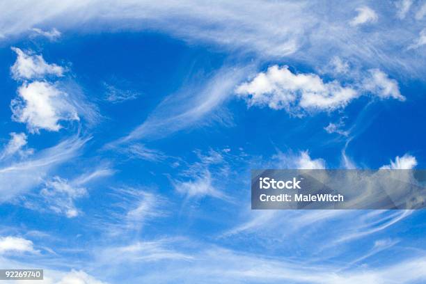 Rarezas Del Cielo Foto de stock y más banco de imágenes de Abstracto - Abstracto, Aire libre, Azul