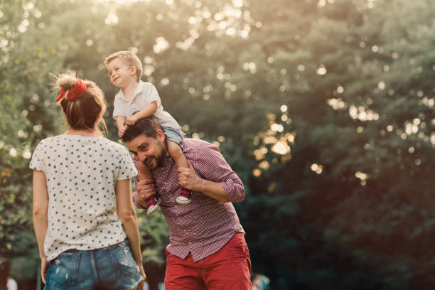 istock Happy family in the park 922713058