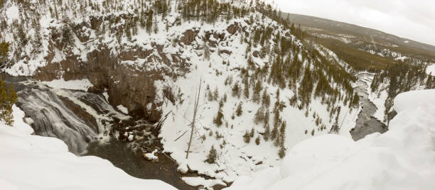 istock Panorama of Upper Falls on Yellowstone River 922720110