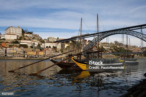 Vista De Oporto Con D Luis Puente Foto de stock y más banco de imágenes de Aire libre - Aire libre, Arquitectura, Color - Tipo de imagen