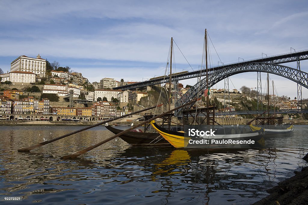 Oporto vista con D. Luis Bridge - Foto stock royalty-free di Ambientazione esterna