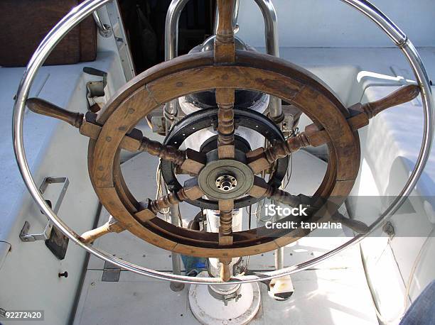 ホイール - 舵輪のストックフォトや画像を多数ご用意 - 舵輪, 木製, 舵