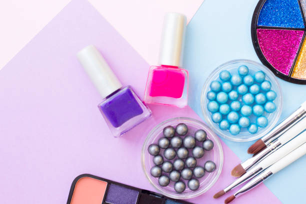 istock Cosmetic products on pastel colors background 922738862