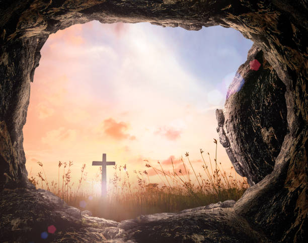 Easter Sunday concept Tomb empty with cross at sunrise tomb stock pictures, royalty-free photos & images