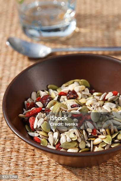 Gemischte Samen Zerealien Für Gesundes Frühstück Oder Snacks Stockfoto und mehr Bilder von Ausgedörrt