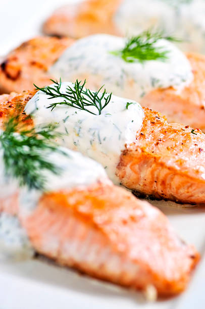 istock Cooked salmon with Creamy Dill Sauce Recipe 92278284