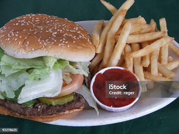 Robione Na Zamówienie - zdjęcia stockowe i więcej obrazów Bez ludzi - Bez ludzi, Burger, Fotografika