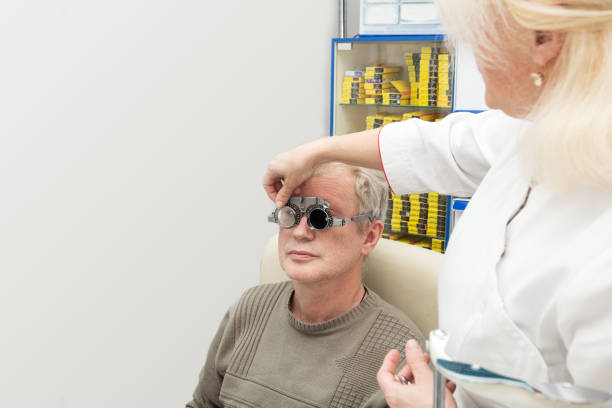 istock Man in an optometric clinic 922790258