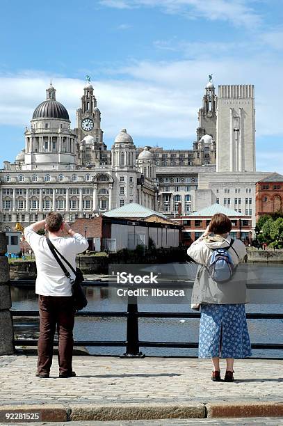 La Ciudad De Liverpool Foto de stock y más banco de imágenes de Albert Dock - Albert Dock, Personas, Adulto