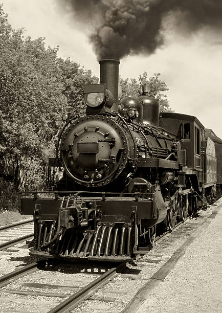 stary lokomotywa sepia - industrial age zdjęcia i obrazy z banku zdjęć