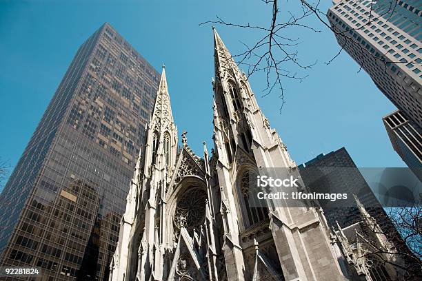 Catedral De St Patricks Foto de stock y más banco de imágenes de Aire libre - Aire libre, Arquitectura, Catedral